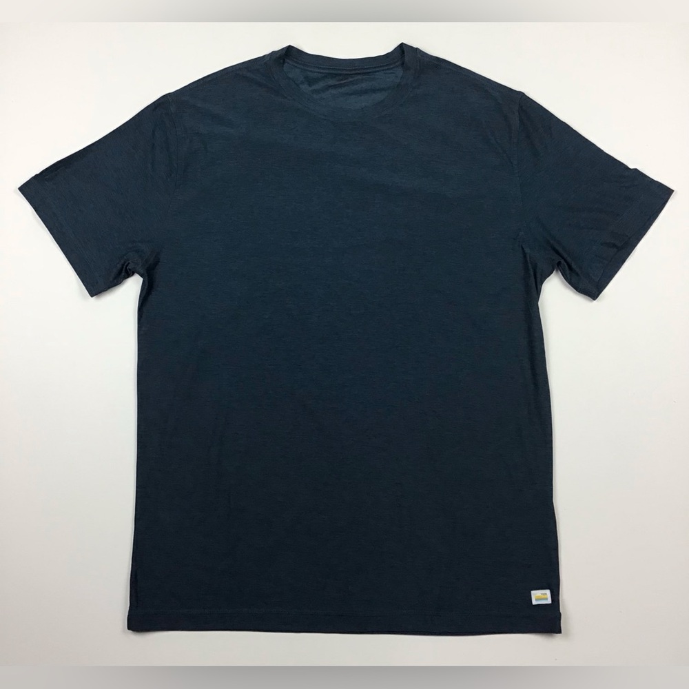 Vuori Strato Tech Tee shirt men’s large blue